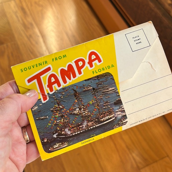 TAMPA FLORIDA SOUVENIR POSTCARD FOLDER COLOR VIEWS 1970s VINTAGE TRAVEL - Picture 2 of 12
